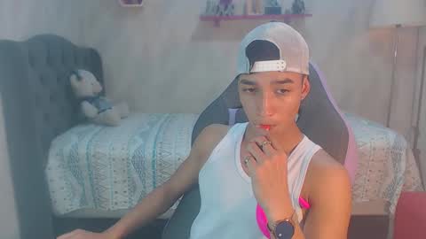 jose_sexycumm online show from 01-22-25, 08:28