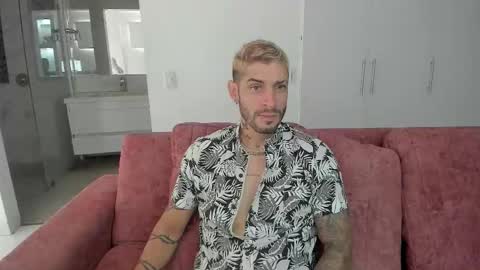 Snapshot of jose_wc chatting on 01-11-26, 06:02 jose_wc online show from 01-11-26, 06:02