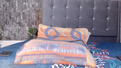 Jackson online show from 04-25-26, 01:52