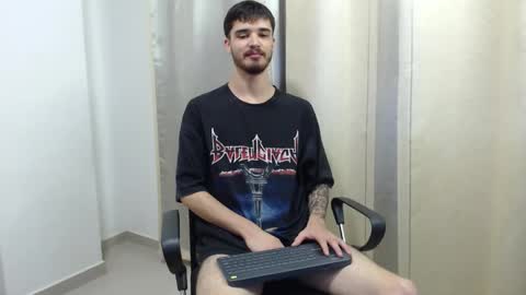 Snapshot of joseh0se chatting on 02-25-26, 01:48 alejandro online show from 02-25-26, 01:48