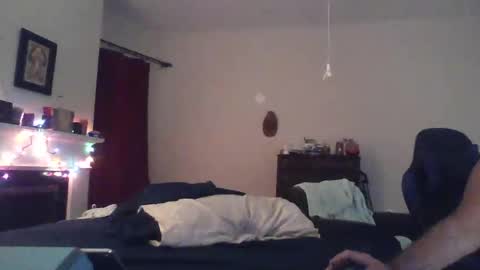 Snapshot of josehosebb chatting on 12-23-25, 02:09 josehosebb online show from 12-23-25, 02:09