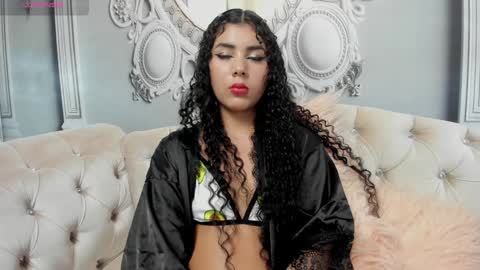 Katalina online show from 01-31-25, 01:33