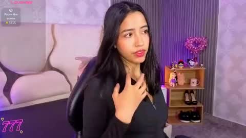 Snapshot of joselyn_tay chatting on 07-22-26, 01:03 Joselyn online show from 07-22-26, 01:03