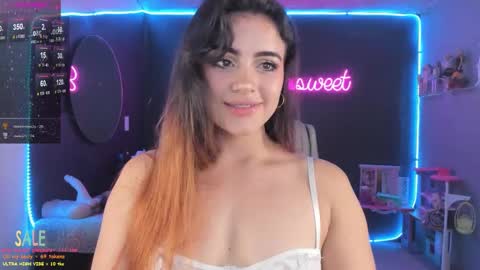 Snapshot of joselynsweet chatting on 03-01-25, 01:32 Sofia Garcia online show from 03-01-25, 01:32