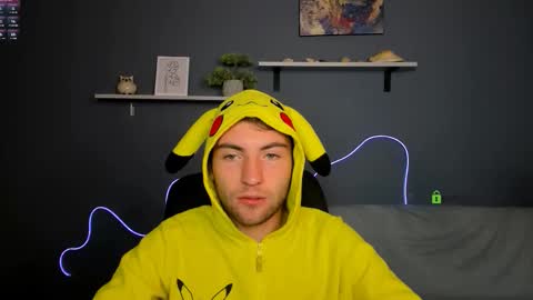 joseph_bear_ online show from 09-18-25, 05:20