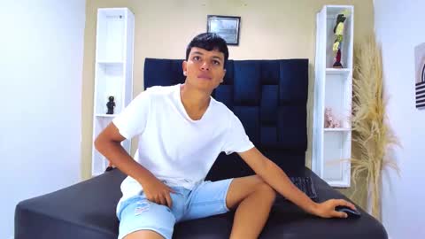 Joseph Gonzalez online show from 12-16-25, 07:52