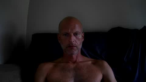 joshking2017 online show from 08-02-26, 01:42