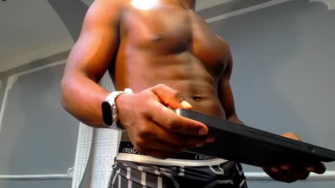 Snapshot of joshloganx chatting on 12-13-24, 03:43 joshloganx online show from 12-13-24, 03:43