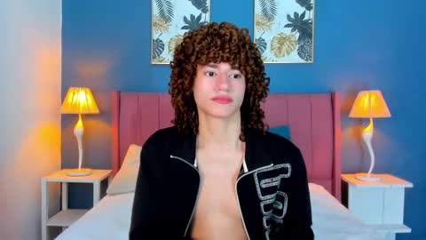 Snapshot of joss_shellby chatting on 01-12-26, 01:49 joss_shellby online show from 01-12-26, 01:49