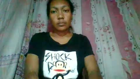 josy918592 online show from 06-12-26, 12:42
