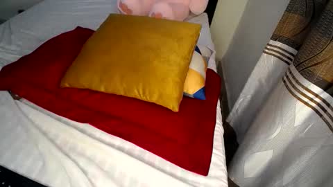 Snapshot of josyjee chatting on 10-02-25, 09:22 Josy online show from 10-02-25, 09:22