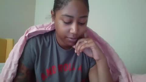 Snapshot of jottijade chatting on 10-29-25, 02:25 jottijade online show from 10-29-25, 02:25