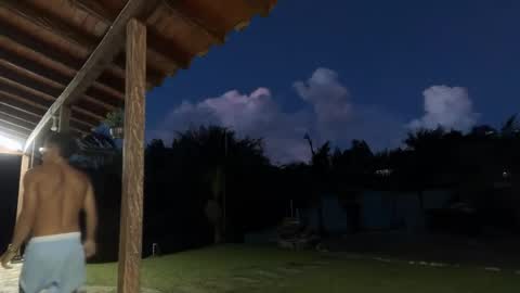 Im Jouliano online show from 11-10-25, 11:04