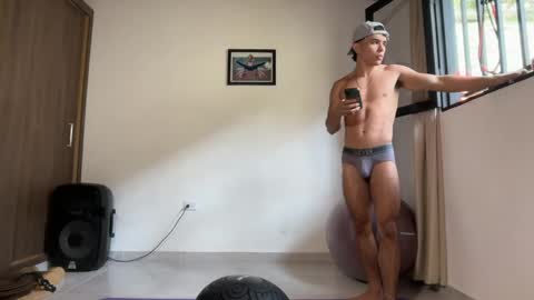 Im Jouliano online show from 04-25-26, 03:09