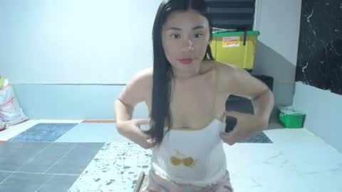 lyn online show from 06-19-26, 12:20