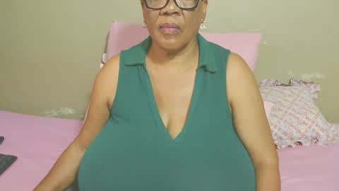 DairyQueen online show from 03-22-26, 07:23