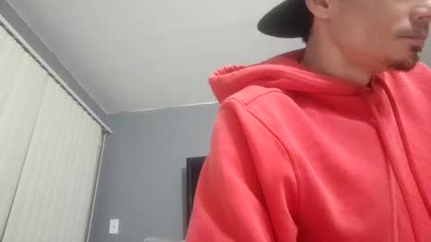Snapshot of jpizzy23 chatting on 12-18-24, 10:19 dLowfrk online show from 12-18-24, 10:19