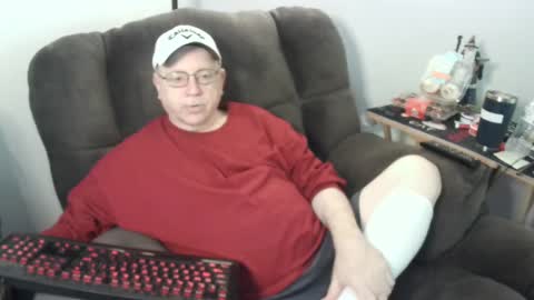 jpmel99 online show from 10-04-25, 09:02