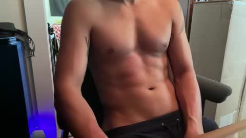 Snapshot of jrxguy chatting on 05-19-26, 12:05 jrxguy online show from 05-19-26, 12:05
