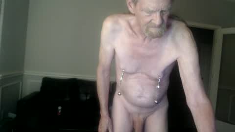 Snapshot of jtull52 chatting on 06-21-26, 02:58 jtull52 online show from 06-21-26, 02:58