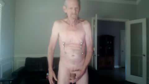Snapshot of jtull52 chatting on 07-13-26, 04:43 jtull52 online show from 07-13-26, 04:43