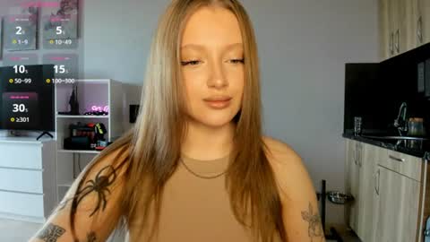 Julia and Julia online show from 07-06-26, 10:34