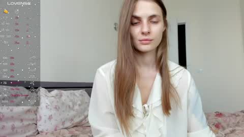 Julia and Julia online show from 07-13-26, 12:52