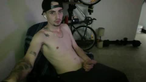 juan235665 online show from 04-12-26, 10:37