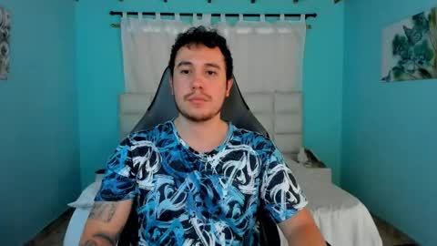 Snapshot of juan__jimenez chatting on 05-25-26, 07:09 Juan online show from 05-25-26, 07:09