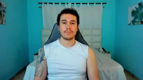 Snapshot of juan__jimenez chatting on 06-08-26, 01:28 Juan online show from 06-08-26, 01:28