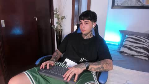 Snapshot of juan_alvarez18 chatting on 09-12-25, 03:06 juan_alvarez18 online show from 09-12-25, 03:06