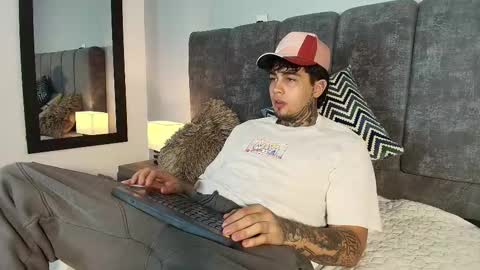 Snapshot of juan_alvarez18 chatting on 01-09-26, 03:42 juan_alvarez18 online show from 01-09-26, 03:42