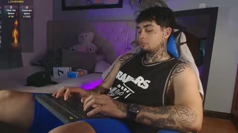 Snapshot of juan_alvarez18 chatting on 04-02-26, 11:35 juan_alvarez18 online show from 04-02-26, 11:35