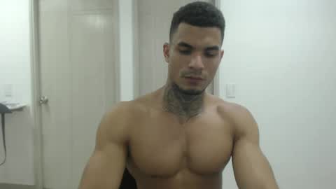 juan_gomez_1 online show from 12-17-24, 11:59