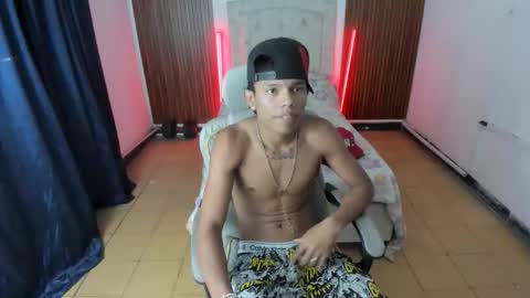 Snapshot of juan_mhata chatting on 06-05-26, 02:07 Juan Mhata online show from 06-05-26, 02:07