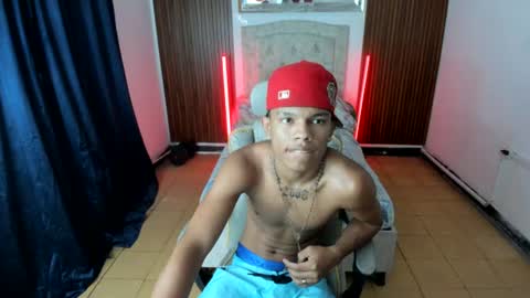 Snapshot of juan_mhata chatting on 06-14-26, 12:30 Juan Mhata online show from 06-14-26, 12:30