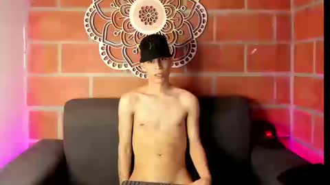 Juan Posada online show from 03-13-26, 09:54