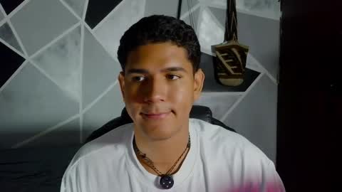 Juan online show from 05-24-26, 01:10