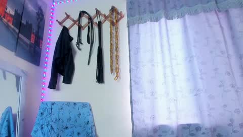 Snapshot of juanbladde chatting on 02-07-25, 07:38 Juan Esteban online show from 02-07-25, 07:38