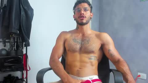 Juan Esteban online show from 04-13-26, 02:11