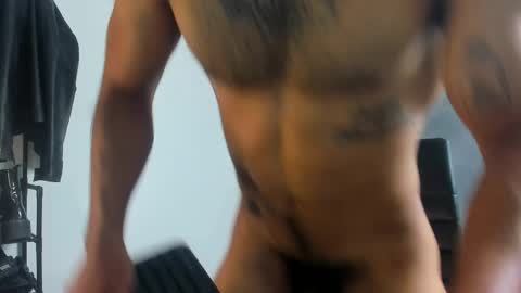 Juan Esteban online show from 04-26-26, 04:15