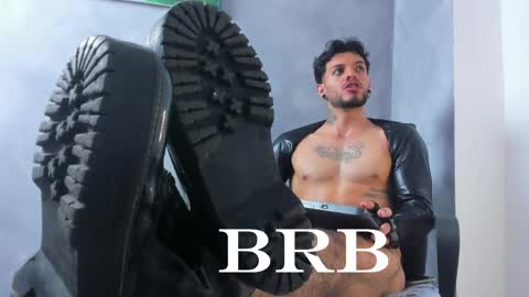 Juan Esteban online show from 04-29-26, 02:43