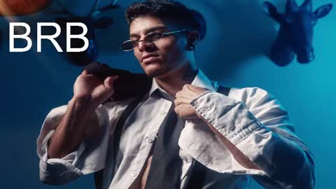 Juan Esteban online show from 06-30-26, 11:22