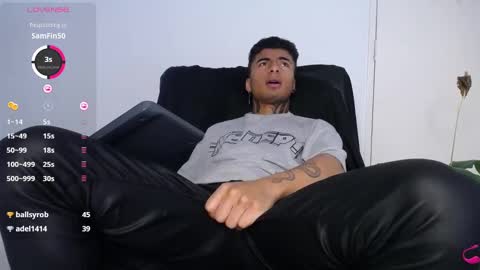 juancamilo66_ online show from 01-01-25, 12:21