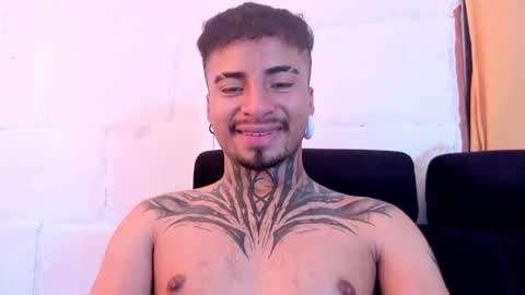 Snapshot of juancamilo66_ chatting on 05-23-26, 05:17 juancamilo66_ online show from 05-23-26, 05:17