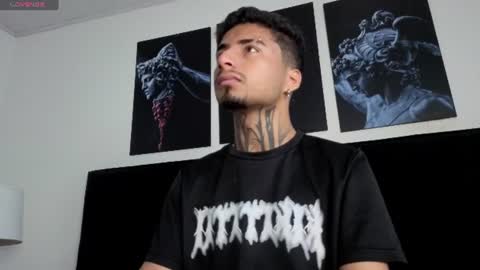 juancamilo66_ online show from 08-03-26, 06:44