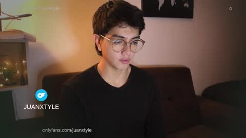 . online show from 10-29-25, 02:58