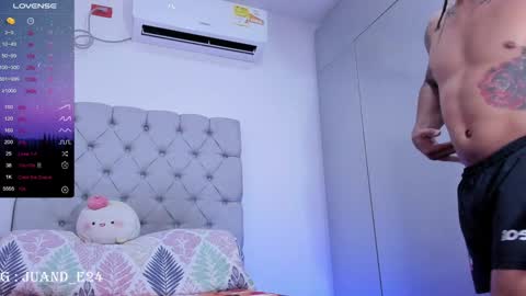 independent model online show from 01-09-25, 04:41