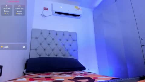 independent model online show from 10-22-25, 05:08