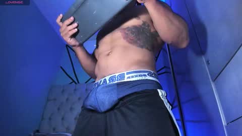 independent model online show from 03-05-26, 06:26